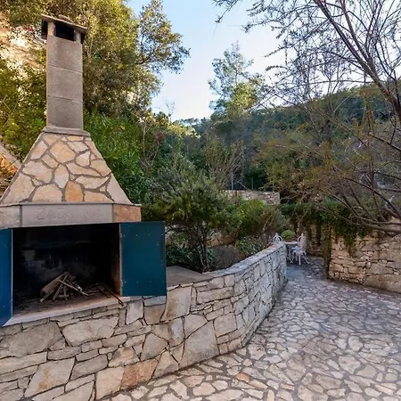 Yucca Bay Korcula * Blato